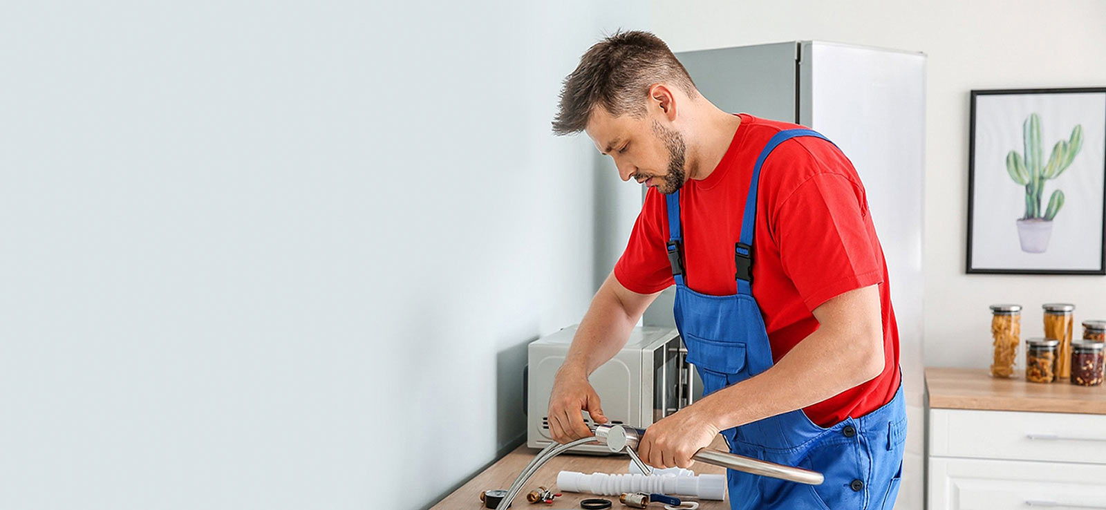 Alanında uzman yüzlerce usta ile ihtiyaçlarınıza çözüm bulabilirsiniz